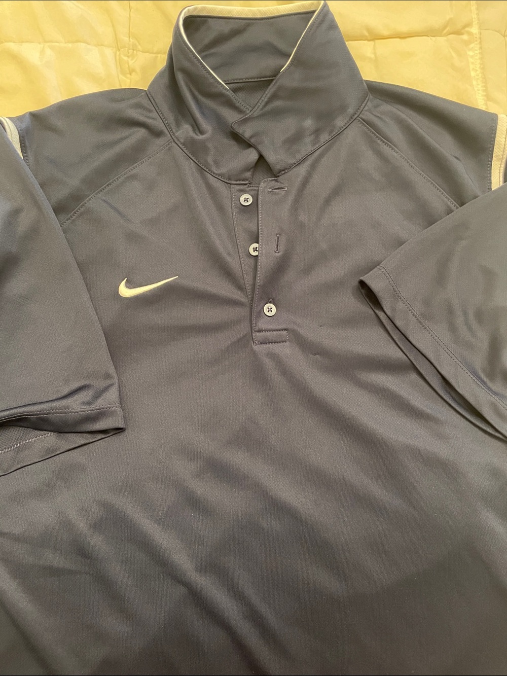 Nike Men's Dark Blue Short-Sleeve Polo